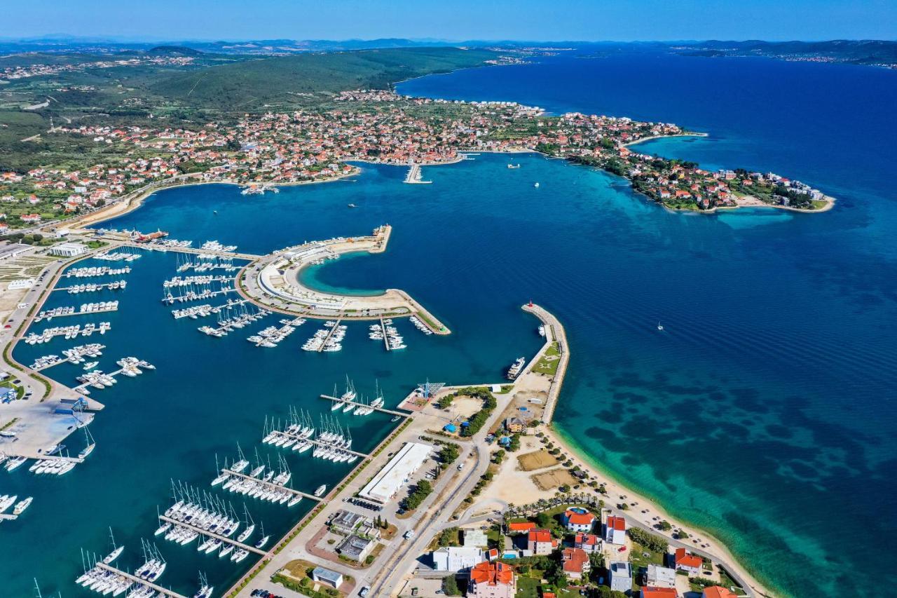 Apartments By The Sea Sukosan, Zadar - 5863 Sukošan Exterior foto